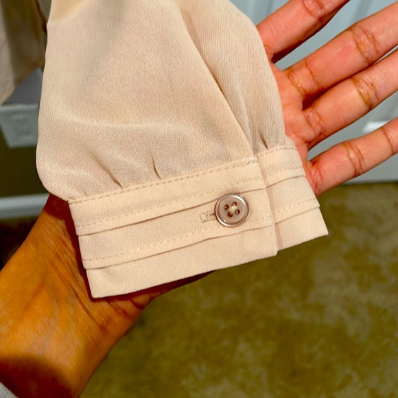 NWT LOFT pleated blouse - XS - Picture 5 of 5